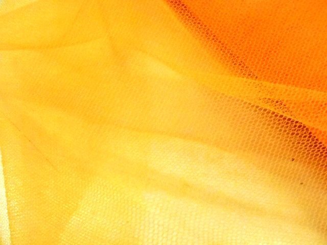 Dress Netting Flo Gold 40 Mtr Bolt - Click Image to Close